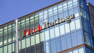 فيتش تثبت تصنيف مصر الائتماني