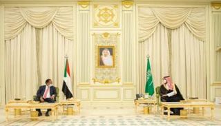 لقاء ولي العهد السعودي وحمدوك في الرياض