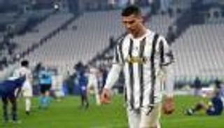خطأ رونالدو "الخائف" الذي أقصى يوفنتوس.. كابيلو وبيرلو يتفقان