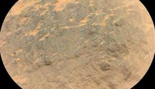 العناصر التحليلية الأولى لصخور المريخ