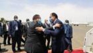 "سد النهضة والحدود" مع إثيوبيا يتصدران أجندة حمدوك بالقاهرة