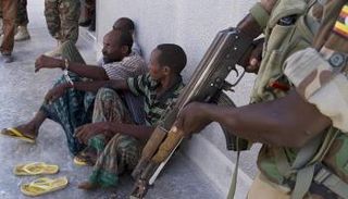 متطرفون من حركة الشباب في قبضة قوات الأمن