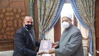 شيخ الأزهر خلال استقباله لرئيس الوقف السني العراقي 