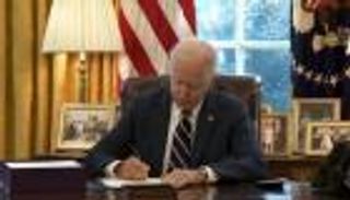 رسميا.. بايدن يُطلق أكبر خطة تحفيزية لاقتصاد أمريكا