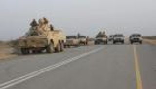 هزائم حوثية في مأرب والحديدة.. وإسقاط "مسيرة" في حجة 