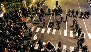 اشتباكات بين الأمن الإيراني ومحتجين - أرشيفية