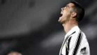 هداف الدوري الإيطالي.. كريستيانو رونالدو يفجر غضبه بتمزيق شباك كالياري