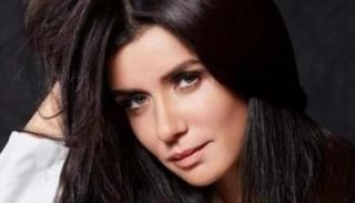 الفنانة غادة عادل 