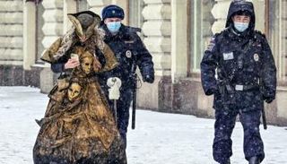 كرنفال تحت الثلج في روسيا