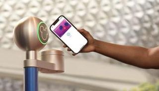 ديزني تعتزم تحويل الهواتف الذكية إلى تذكرة لدخول مدنها الترفيهية