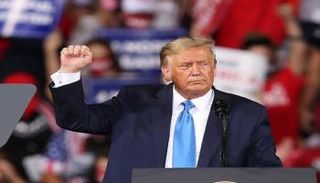 الرئيس الأمريكي السابق دونالد ترامب