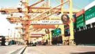 إنجاز جديد لموانئ دبي يغير طرق مناولة الحاويات عالميا