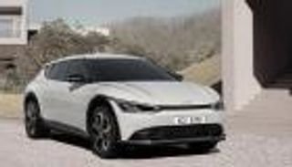 كيا تكشف عن تصميم سيارتها الكهربائية الجديدة "EV6".. صور رسمية