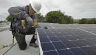 تفاصيل أول مشروعات "أمازون" للطاقة المتجددة في سنغافورة