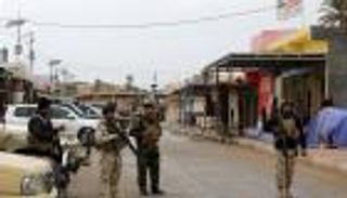 مسلحون يهربون تاجر مخدرات في العراق.. فيلم سينمائي