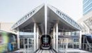 دبي تطبق معايير الأبنية الخضراء بمحطات المترو والترام