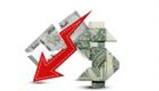 ليرة لبنان تسجل انهيارا تاريخيا أمام الدولار.. بيروت تحترق