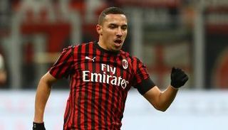 إسماعيل بن ناصر لاعب ميلان الإيطالي