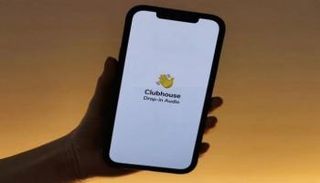  تطبيق "كلوب هاوس" 