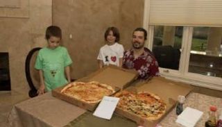 المبرمج لازلو هانييتش