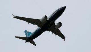 طائرة من طراز بوينج 737 ماكس 8