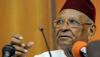 أحمد مختار مبو المدير السابق لليونسكو