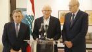 أزمة حكومة لبنان.. عاصفة انتقادات "رئاسية" ضد عون