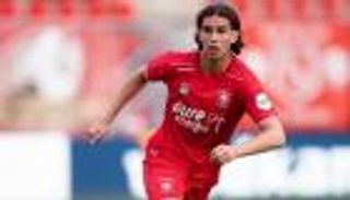 "سأظهر قيمتي".. زروقي يتحدى نجوم الجزائر في ظهوره الأول