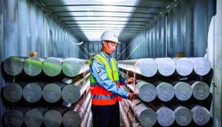 الإمارات تطلق هوية صناعية موحدة