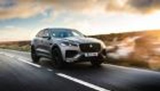 "F-Pace".. أيقونة "جاجوار" للطرق الوعرة بدفع هجين