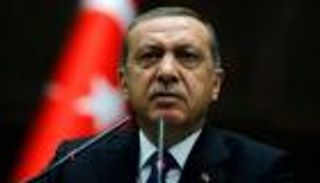 شبح الانتخابات المبكرة يطارد أردوغان