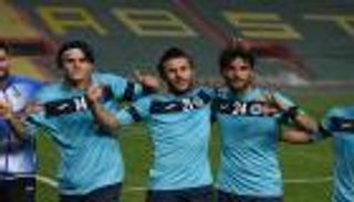 "الأنيق" تحت خط الفقر.. هل ينضم الطلبة العراقي لضحايا الأزمات المالية؟