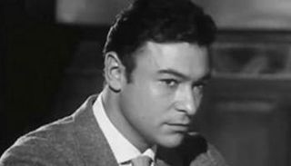 الفنان أحمد رمزي