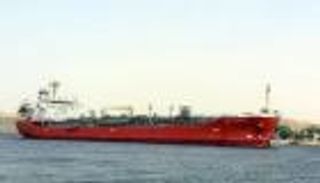 قناة السويس تشهد عبور قافلة الشمال القادمة من بورسعيد