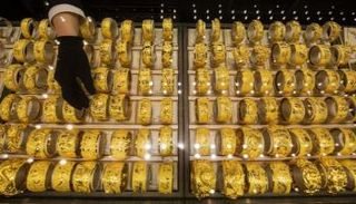 أسعار الذهب تتراجع في السوق المصري