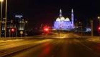 سلطنة عمان تواجه كورونا بـ"حظر تجول ليلي"