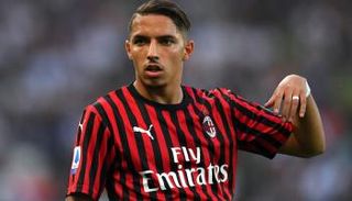 إسماعيل بن ناصر لاعب ميلان الإيطالي