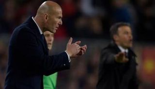 لويس إنريكي مع زين الدين زيدان