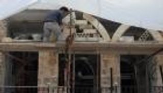 صور.. "فرح العطاء" تحيي الأمل في بيروت بعد انفجار المرفأ