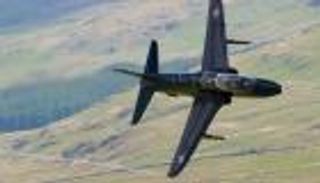 تحطم طائرة تابعة للقوات الجوية الملكية البريطانية