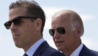 جو بايدن مع نجله هانتر- أرشيفية