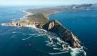 أزمة قناة السويس.. شركات كبرى تختار الطريق الأطول والصعب