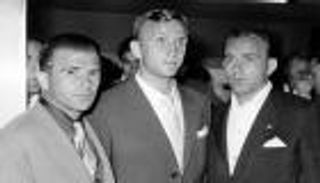 شروط للتمثيل وأخرى للتعديل.. كيف يمكن للاعبين تغيير منتخباتهم؟