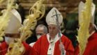 بابا الفاتيكان في قداس أحد الشعانين: نحن مجربون ومختبرون