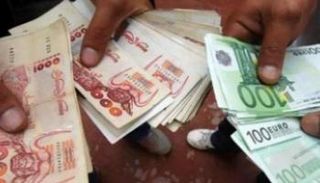 أسعار اليورو والدولار في الجزائر 