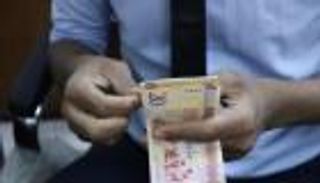 أسعار الدولار واليورو في ليبيا اليوم الأحد 28 مارس 2021