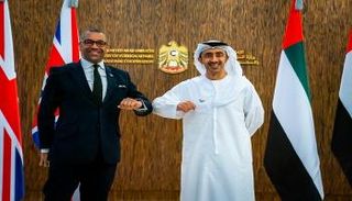  الشيخ عبدالله بن زايد آل نهيان وجيمس كليفرلي 