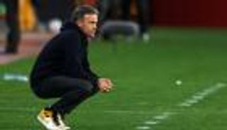 "قلبي كاد يتوقف".. إنريكي يتوقع معاناة إسبانيا في تصفيات المونديال