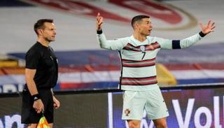 كريستيانو رونالدو قائد البرتغال ضد صربيا