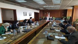 وزير الري المصري خلال لقاء سفير كوريا الجنوبية